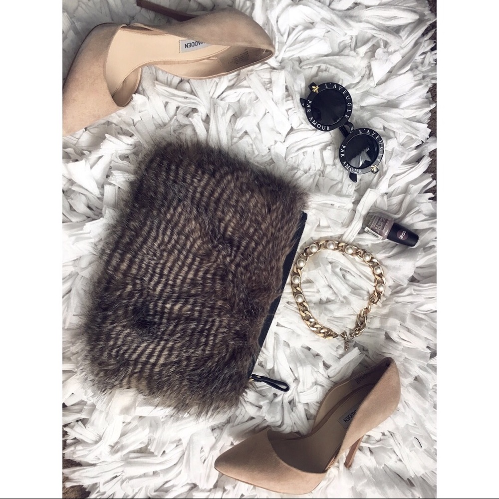 NWOT Ann Taylor Chinchilla Faux Fur Clutch